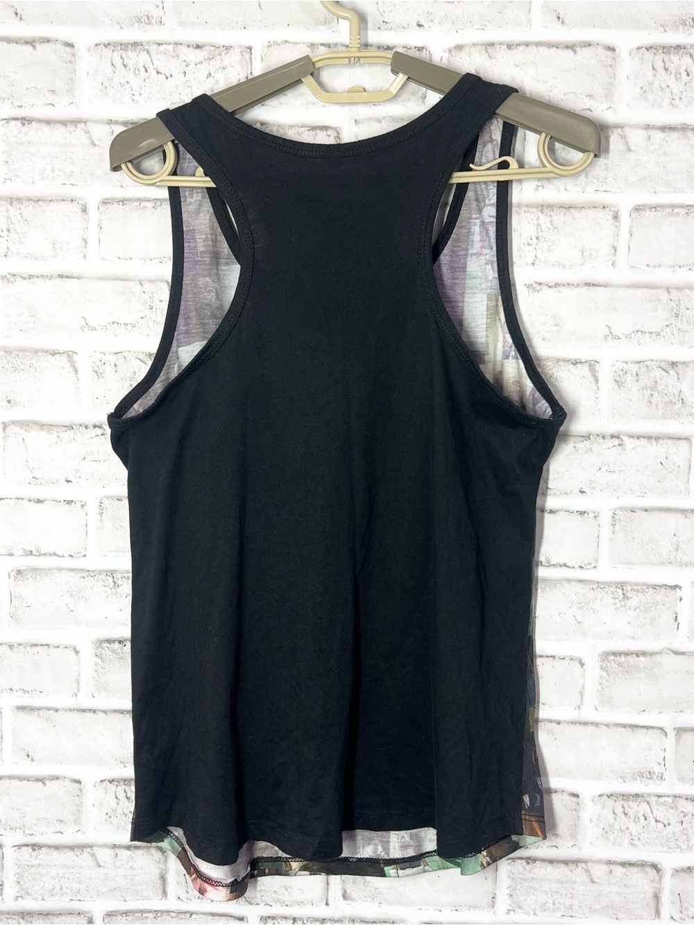 AMERICAN HORROR STORY • Ripple Junction Photo Collage Racerback Tank L - Picture 3 of 5